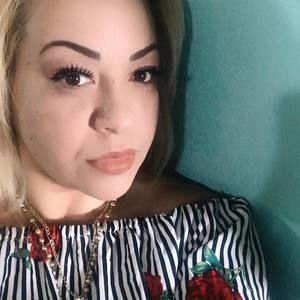 Meet your Posher, Amelia